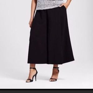 Wide leg pants